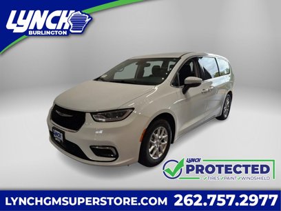 Used 2023 Chrysler Pacifica Touring-L