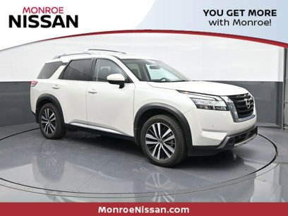 Used 2024 Nissan Pathfinder Platinum