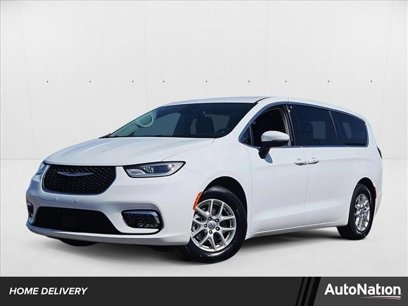 Used 2023 Chrysler Pacifica Touring-L