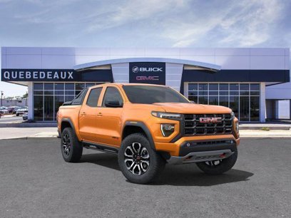 New 2025 GMC Canyon AT4 w/ Nightfall Edition