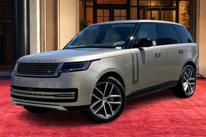 New 2025 Land Rover Range Rover SE