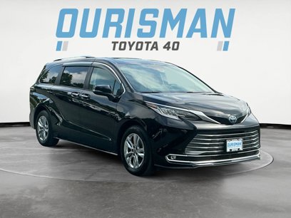 Used 2022 Toyota Sienna Limited