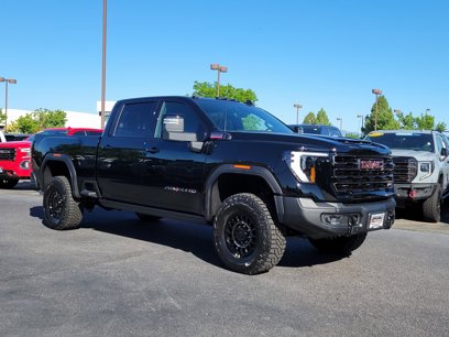New 2025 GMC Sierra 2500 AT4X w/ AT4X AEV Edition