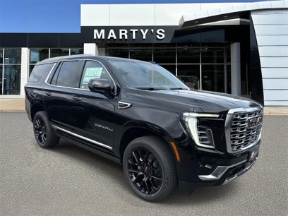 New 2025 GMC Yukon Denali w/ Sun & Power Step Package