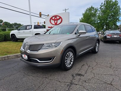 Used 2016 Lincoln MKX Select w/ Select Plus Package