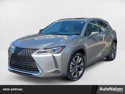 Used 2021 Lexus UX 200 w/ Accessory Package (Z1)