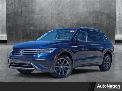 Used 2022 Volkswagen Tiguan SE w/ Panoramic Sunroof Package