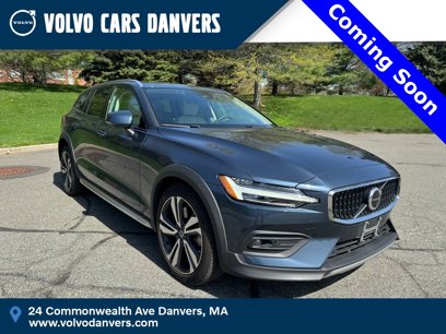 Certified 2023 Volvo V60 B5 Cross Country Plus w/ Climate Package