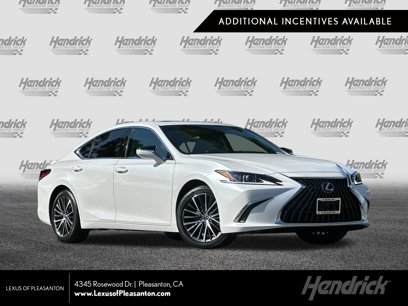 New 2025 Lexus ES 300h w/ Premium Package