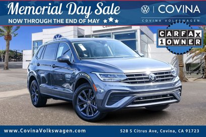 Used 2024 Volkswagen Tiguan SE w/ Panoramic Sunroof Package