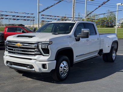 New 2025 Chevrolet Silverado 3500 High Country w/ High Country Premium Package