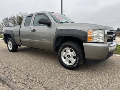 Used 2007 Chevrolet Silverado 1500 LT w/ Towing Package