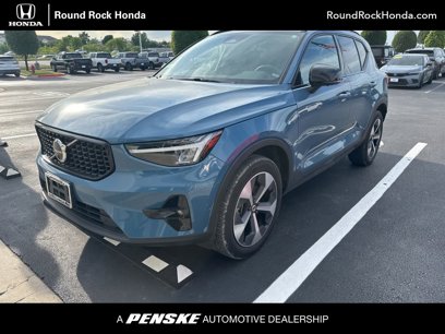 Used 2023 Volvo XC40 B5 Plus w/ Driver Assist Package