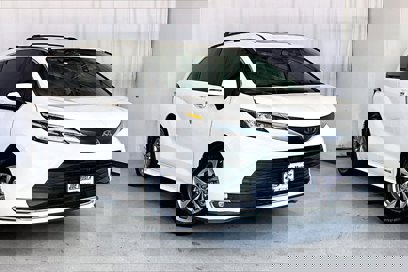 Used 2021 Toyota Sienna XLE