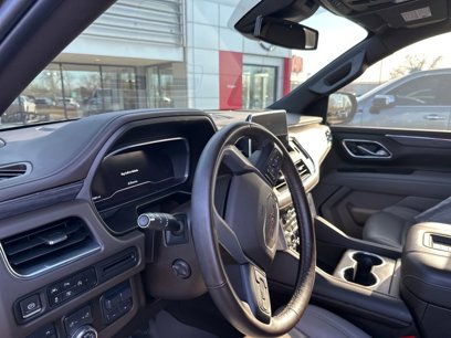 Used 2023 GMC Yukon XL SLT