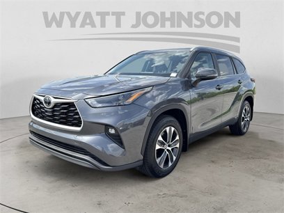 Used 2023 Toyota Highlander XLE