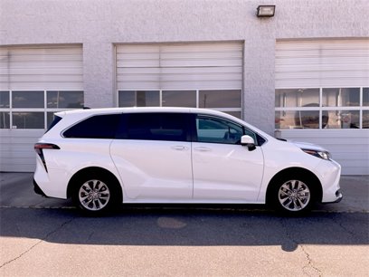 Used 2024 Toyota Sienna LE
