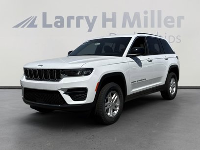 New 2025 Jeep Grand Cherokee Laredo