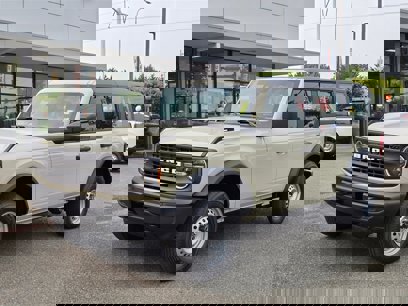 New 2025 Ford Bronco 4-Door