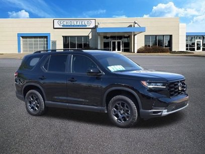 Used 2025 Honda Pilot TrailSport