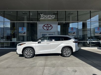 New 2025 Toyota Highlander Platinum