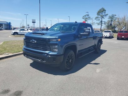 New 2025 Chevrolet Silverado 2500 Custom w/ Custom Value Package