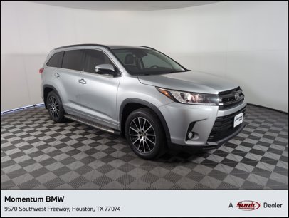 Used 2017 Toyota Highlander SE