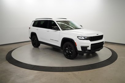 New 2025 Jeep Grand Cherokee L Limited w/ Black Appearance Package