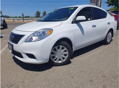 Used 2014 Nissan Versa SV