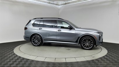New 2025 BMW X7 M60i