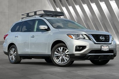 Used 2019 Nissan Pathfinder SL