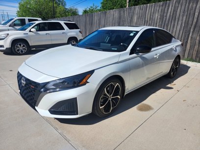 Used 2023 Nissan Altima 2.5 SR w/ SR Premium Package