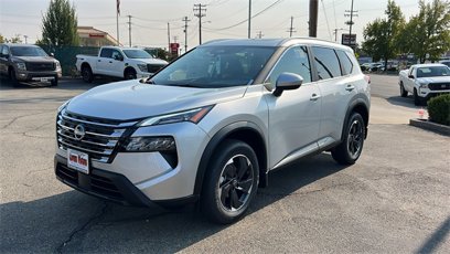 New 2025 Nissan Rogue SV w/ SV Premium Package