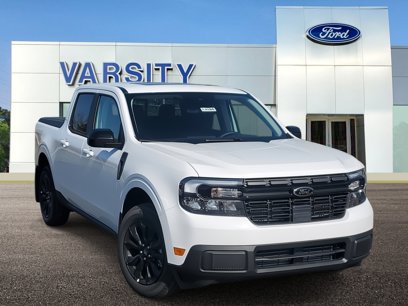 New 2024 Ford Maverick Lariat w/ Black Appearance Package