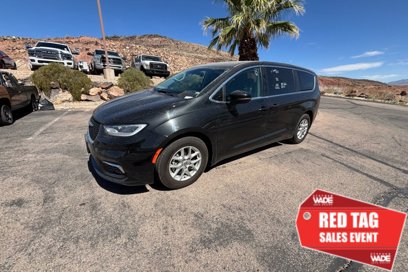 Used 2023 Chrysler Pacifica Touring-L