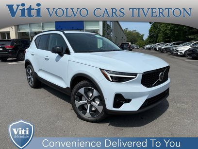 New 2026 Volvo XC40 B5 Plus w/ Protection Package Premier
