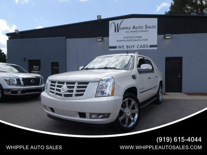 Used 2011 Cadillac Escalade EXT Luxury