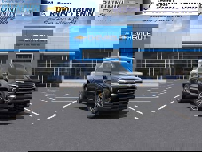 New 2025 Chevrolet Traverse LT w/ Enhanced Driving Package