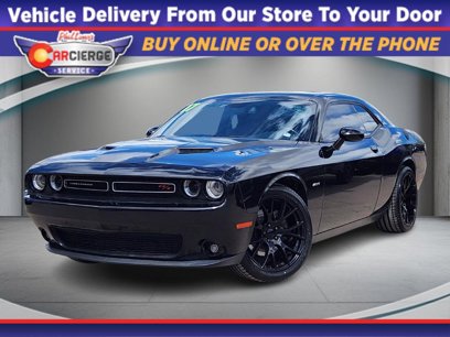 Used 2017 Dodge Challenger R/T w/ Sound Group