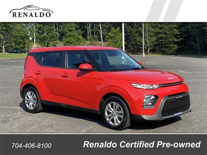Used 2022 Kia Soul LX