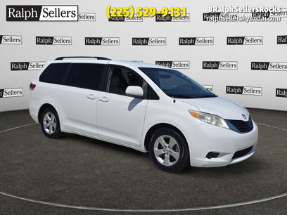 Used 2014 Toyota Sienna LE