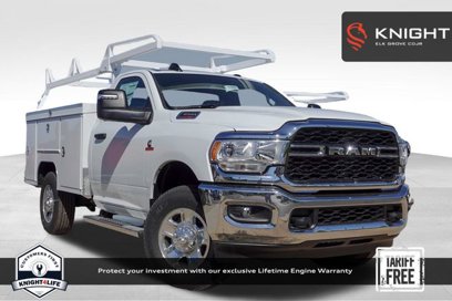 New 2024 RAM 3500 Tradesman w/ Chrome Appearance Group