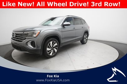 Used 2025 Volkswagen Atlas SE