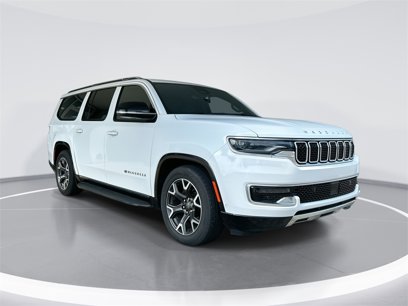 Used 2023 Jeep Wagoneer L Series III w/ Preferred Equipment Group