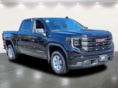 Used 2024 GMC Sierra 1500 Pro w/ Graphite Edition