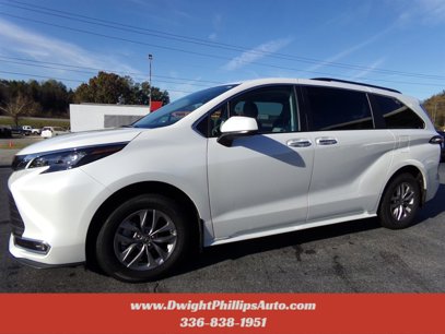 Used 2024 Toyota Sienna XLE