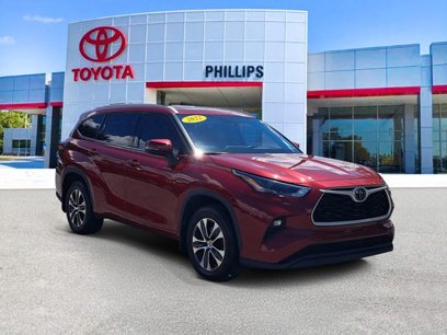 Used 2022 Toyota Highlander XLE