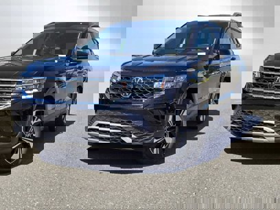New 2024 Volkswagen Taos SE