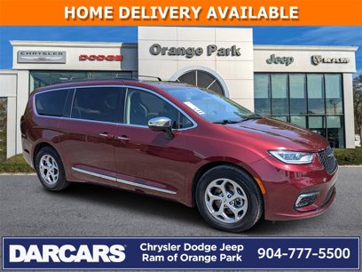 Used 2023 Chrysler Pacifica Limited