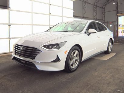 Used 2022 Hyundai Sonata SE w/ Cargo Package